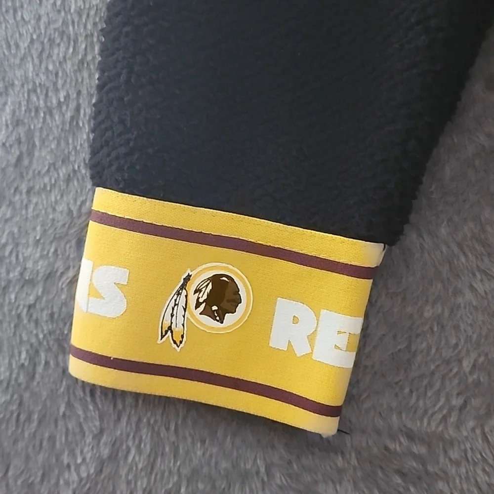 NFL Team Apparel Redskins zip up fleece Hoodie. NWT . Size S - Picture 4 of 10